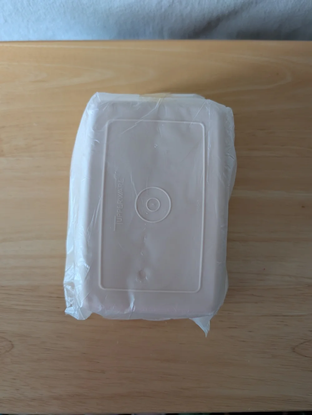 Tupperware nwt double